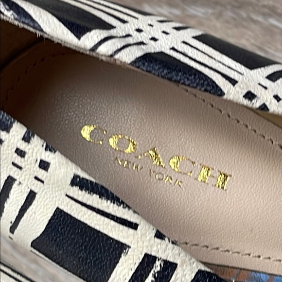 Coach Leather Black and Cream Plaid Heels Size 9 B - Picture 5 of 16